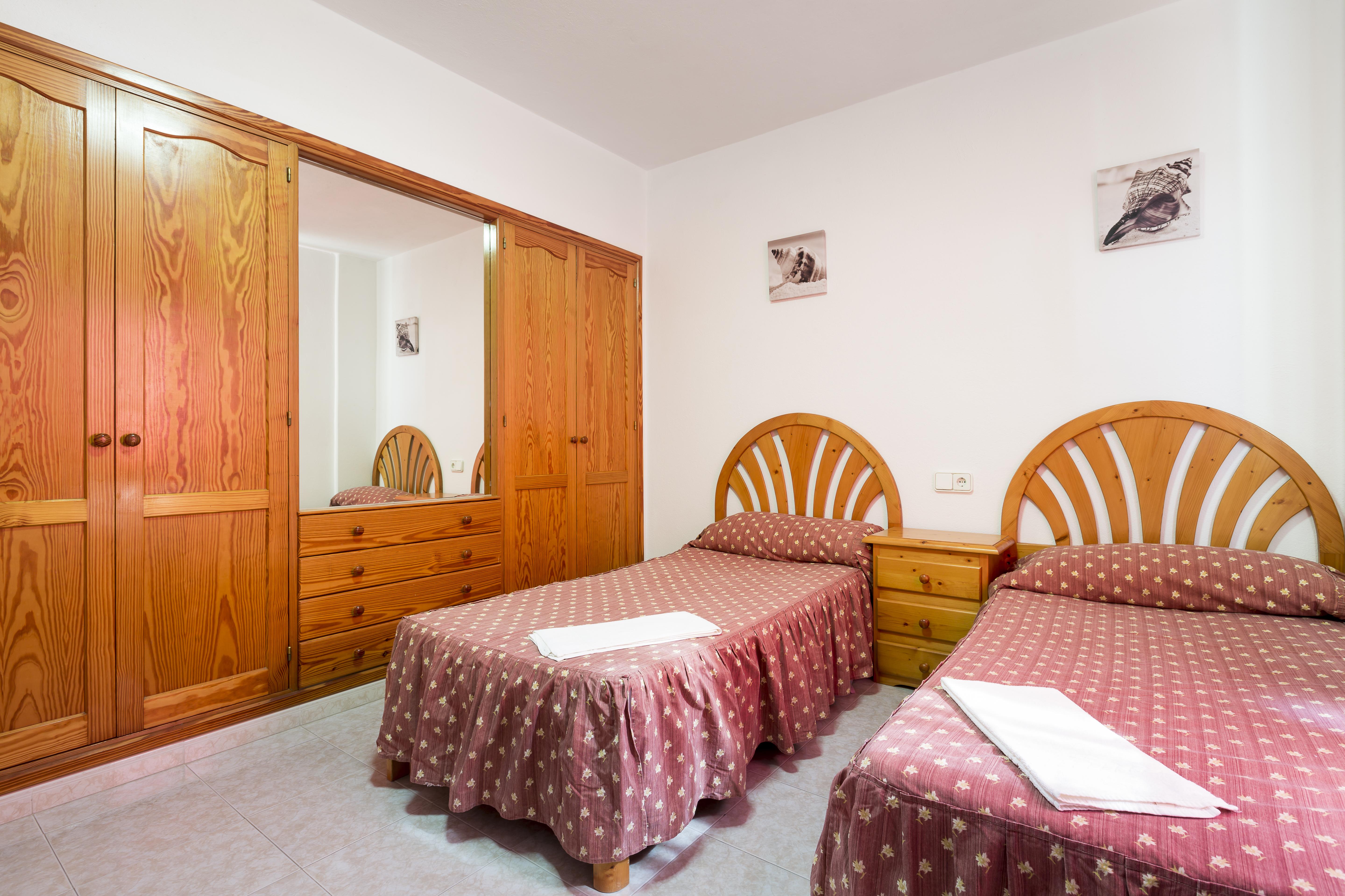 Apartamentos Zodiac Sant Antoni de Portmany Екстериор снимка