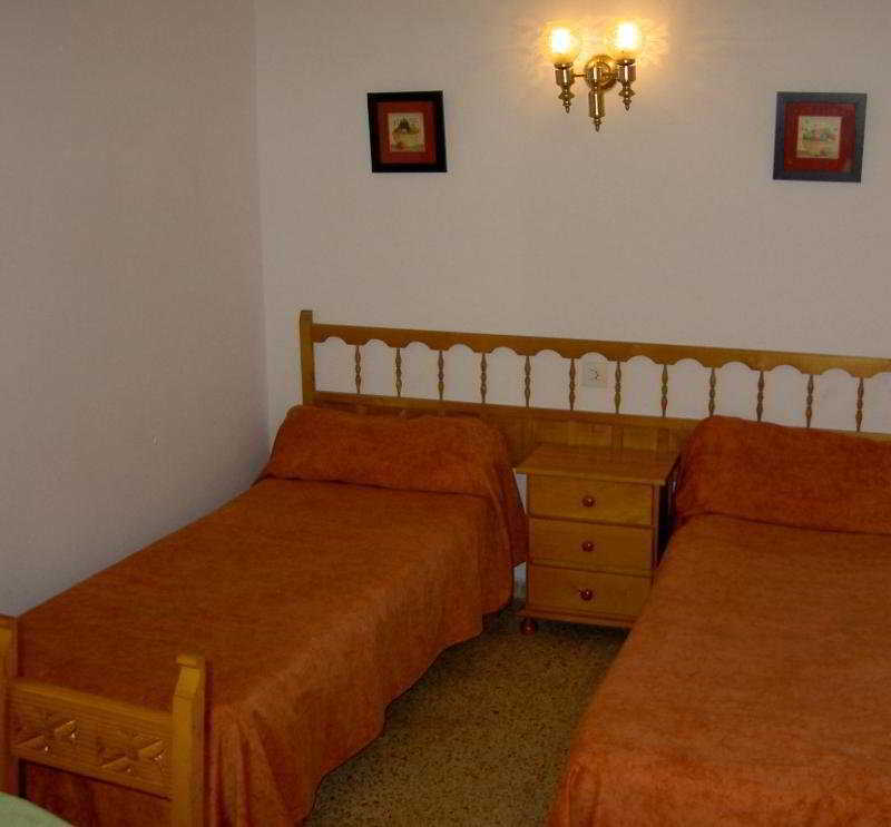 Apartamentos Zodiac Sant Antoni de Portmany Екстериор снимка