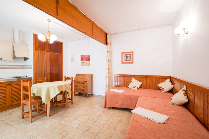 Apartamentos Zodiac Sant Antoni de Portmany Екстериор снимка