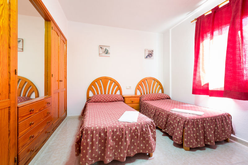 Apartamentos Zodiac Sant Antoni de Portmany Екстериор снимка