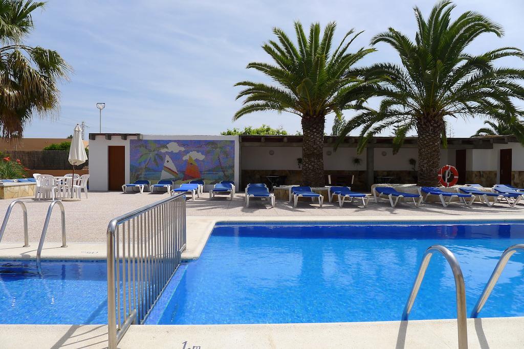 Apartamentos Zodiac Sant Antoni de Portmany Екстериор снимка
